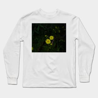 relaxing your eyes Long Sleeve T-Shirt